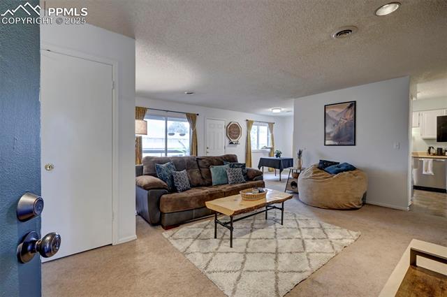 6550 Delmonico Drive 201