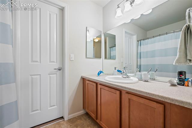 7657 Sandy Springs Point
