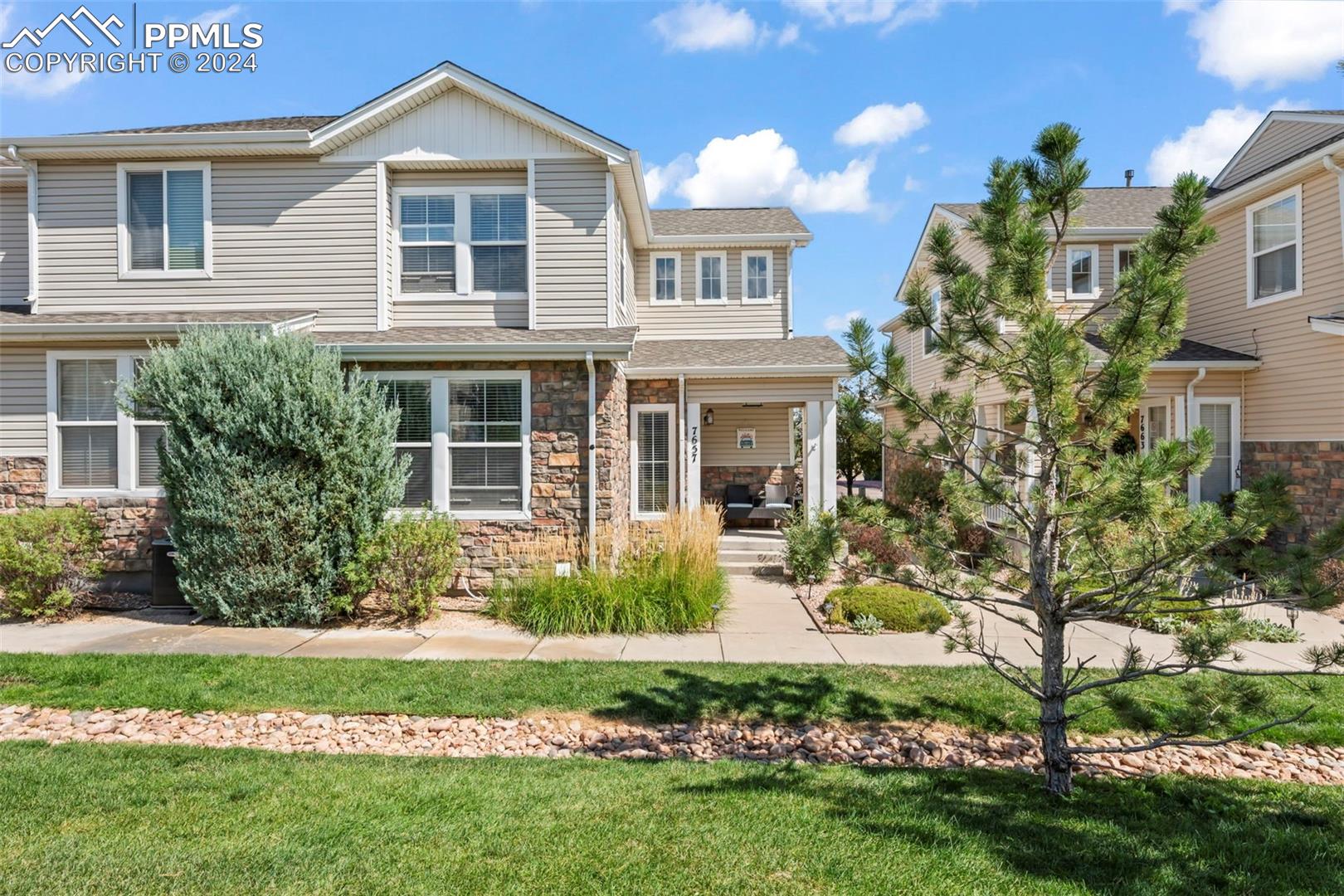 7657 Sandy Springs Point