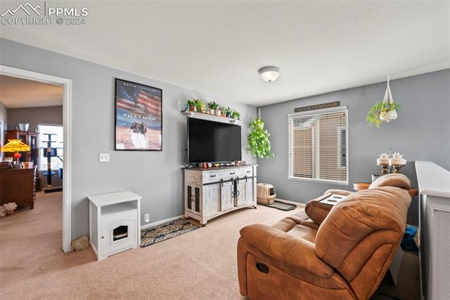 7657 Sandy Springs Point