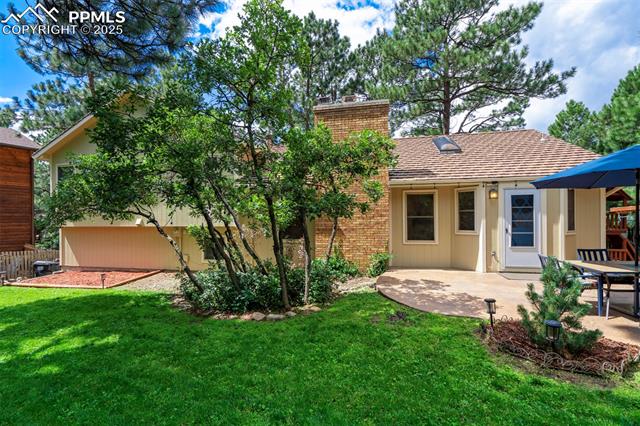 5933 Rim Ridge Court