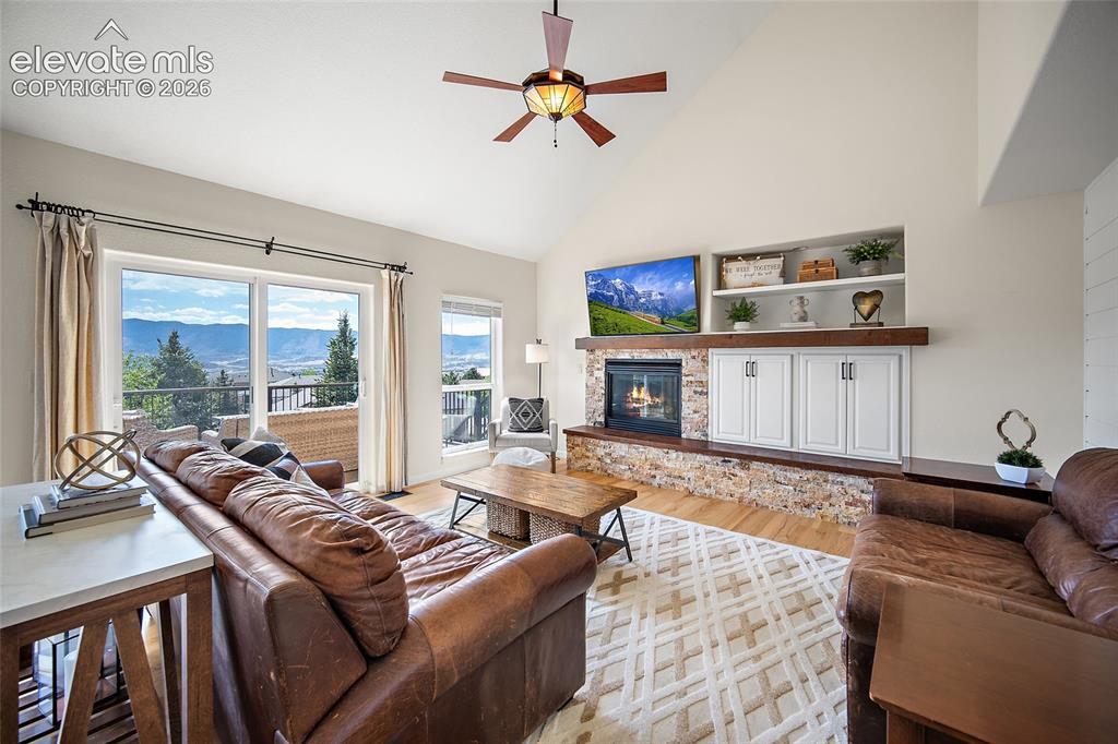315 Green Rock Place