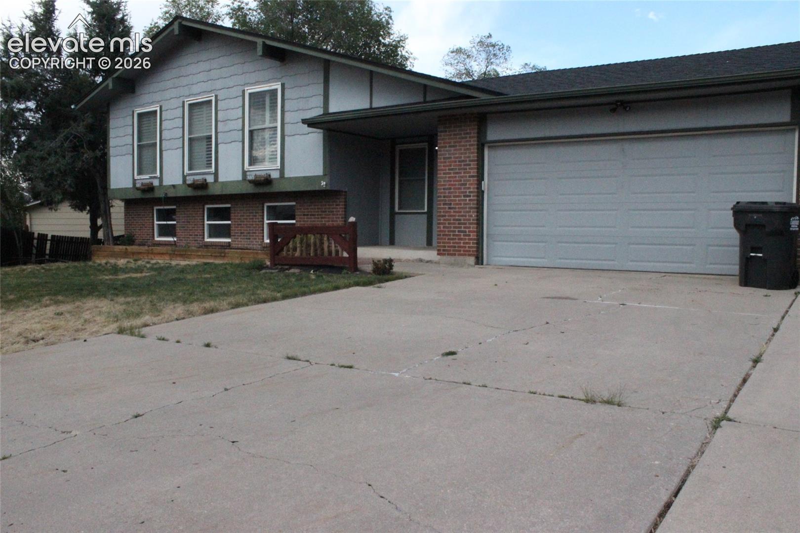 5055 Picket Drive