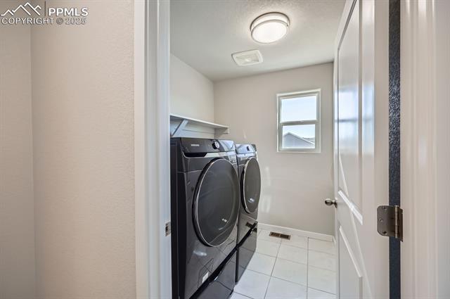 6891 Bigtooth Maple Drive