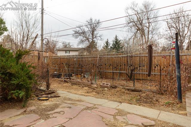 2303 Lassen Drive