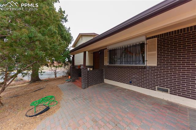 2303 Lassen Drive