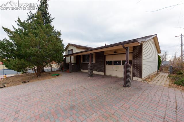 2303 Lassen Drive