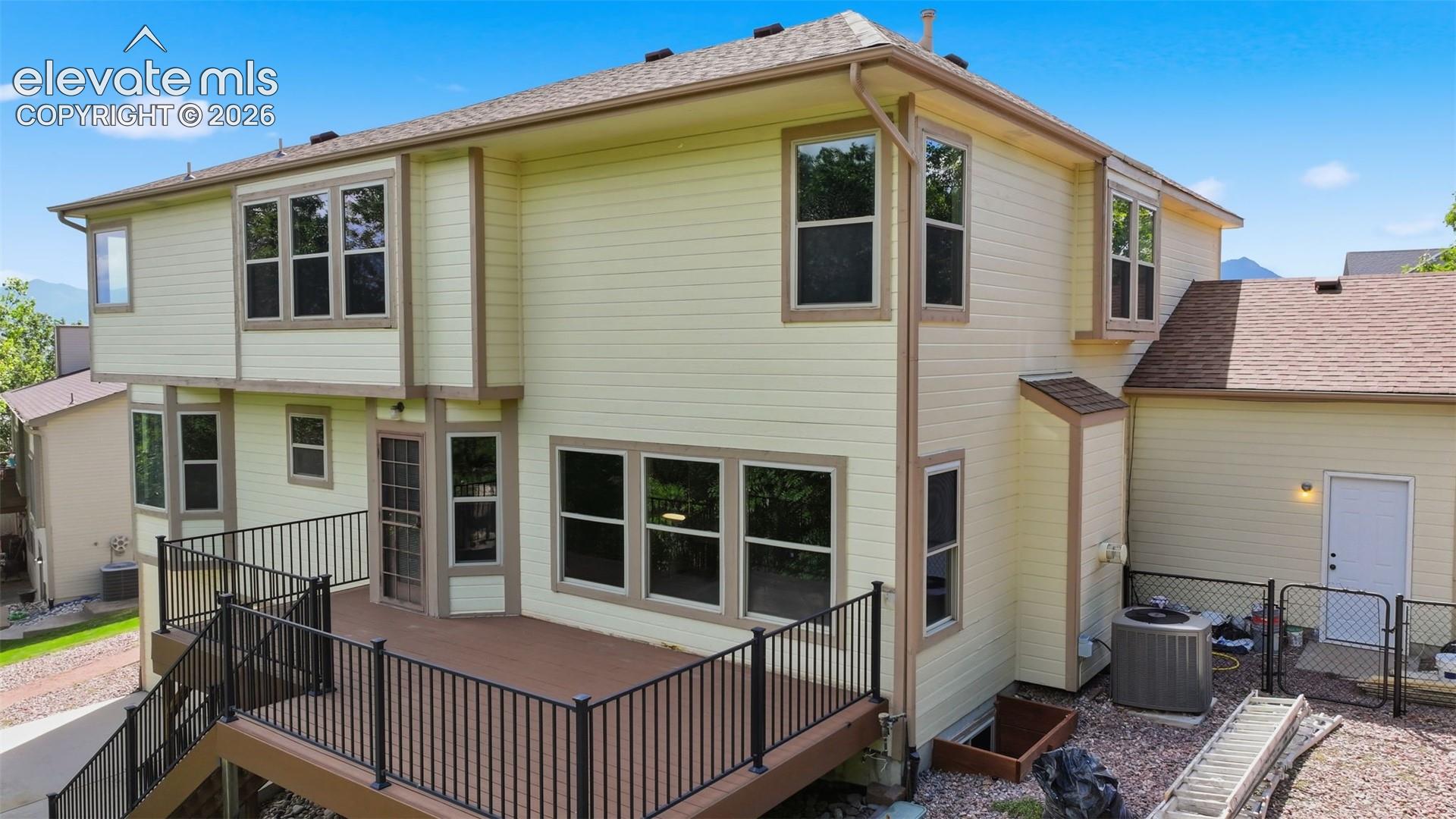 2265 Cloverdale Drive