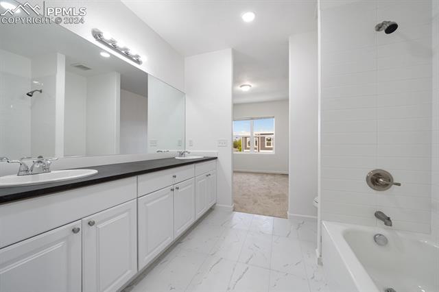 3547 E Uintah Street Unit: 3607