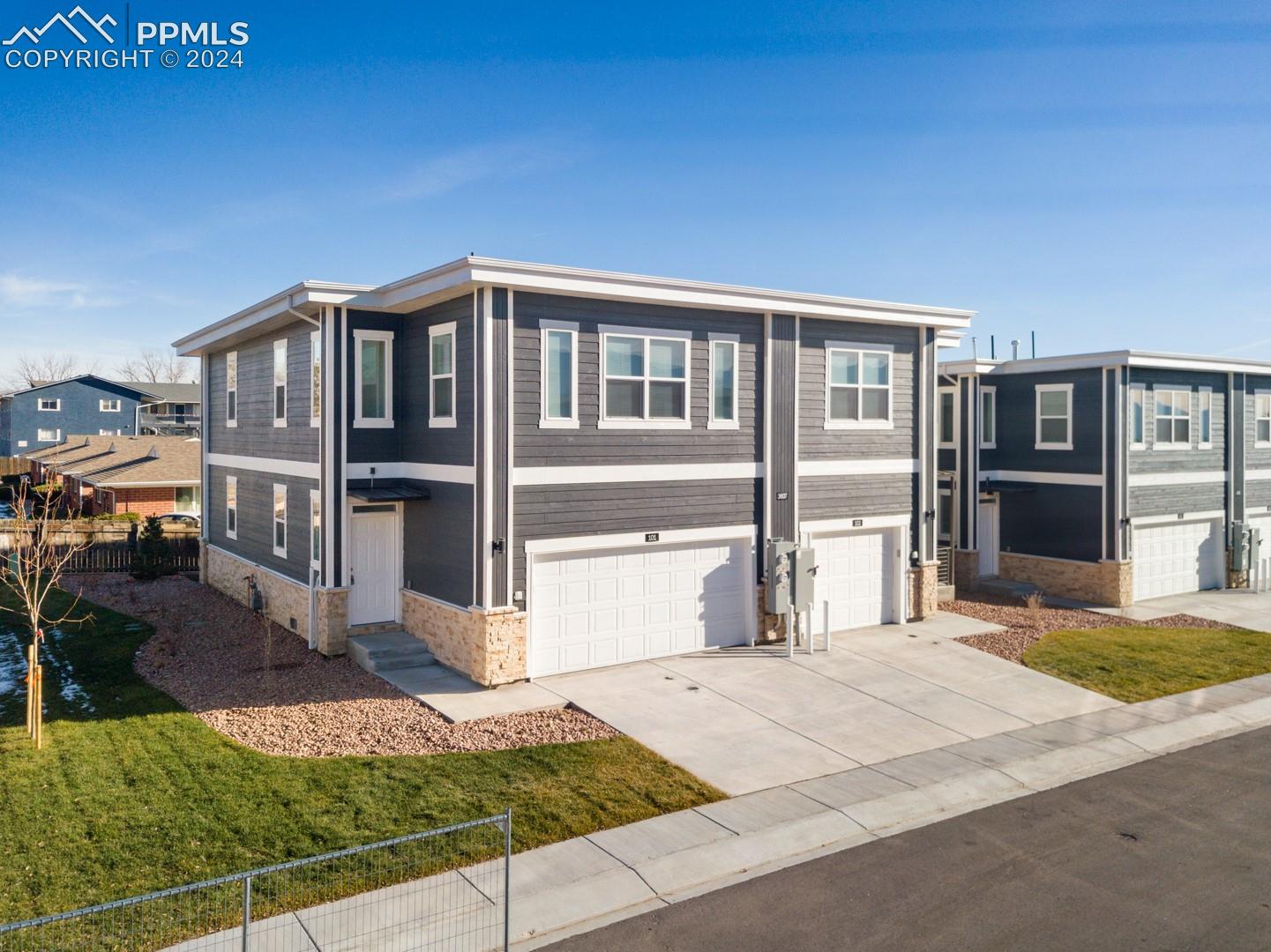 3547 E Uintah Street Unit: 3607