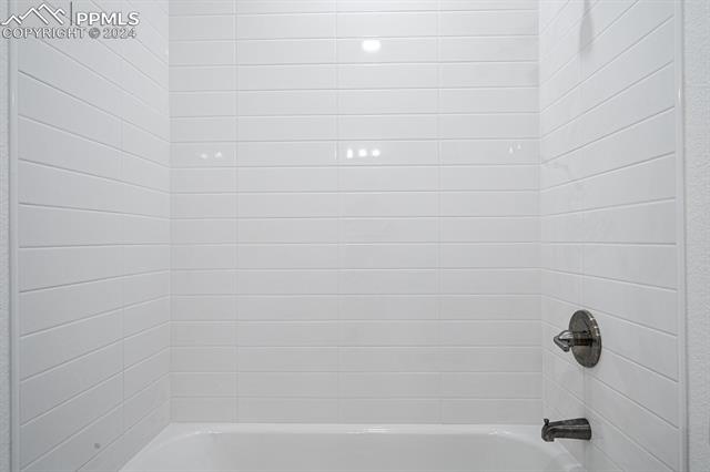 3547 E Uintah Street Unit: 3607