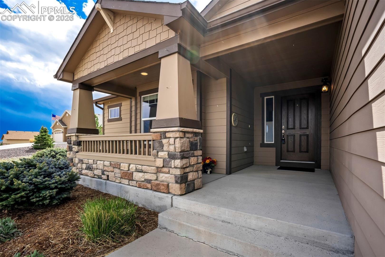 11394 Lobo Peak Drive