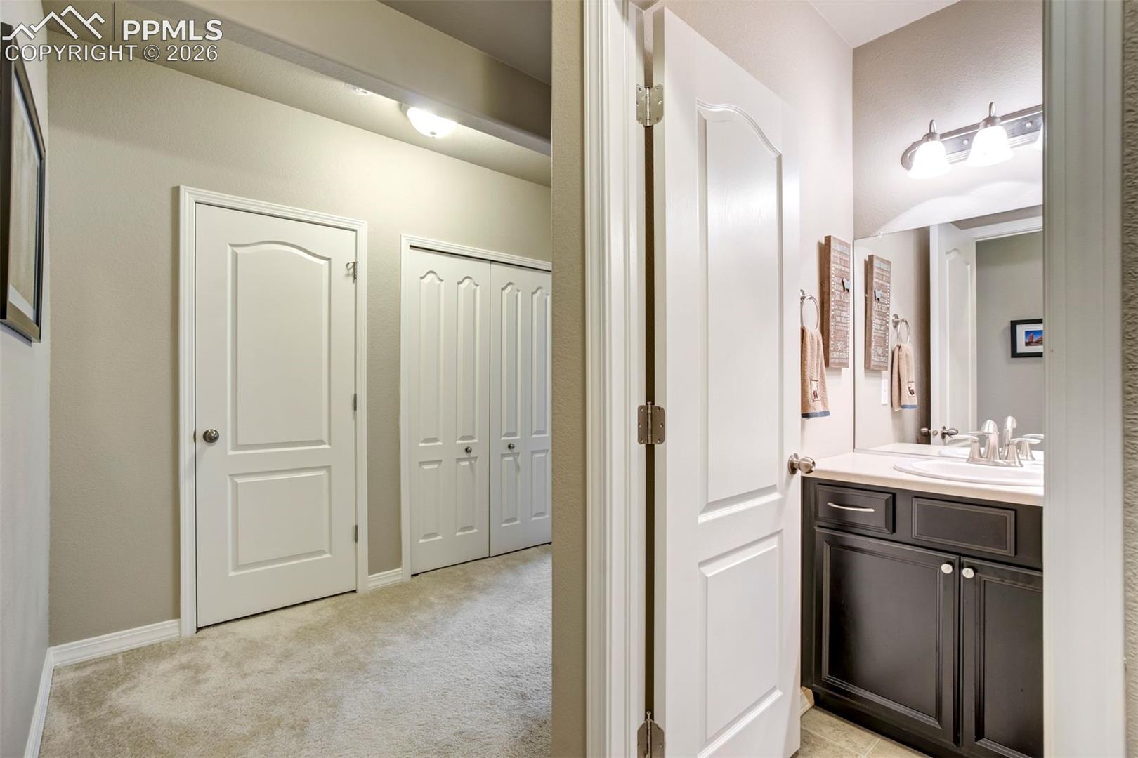 11394 Lobo Peak Drive