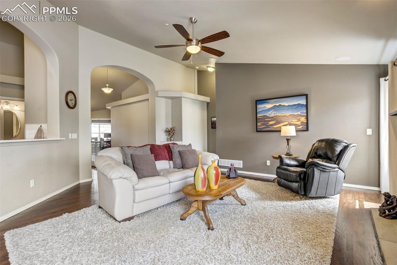 11394 Lobo Peak Drive