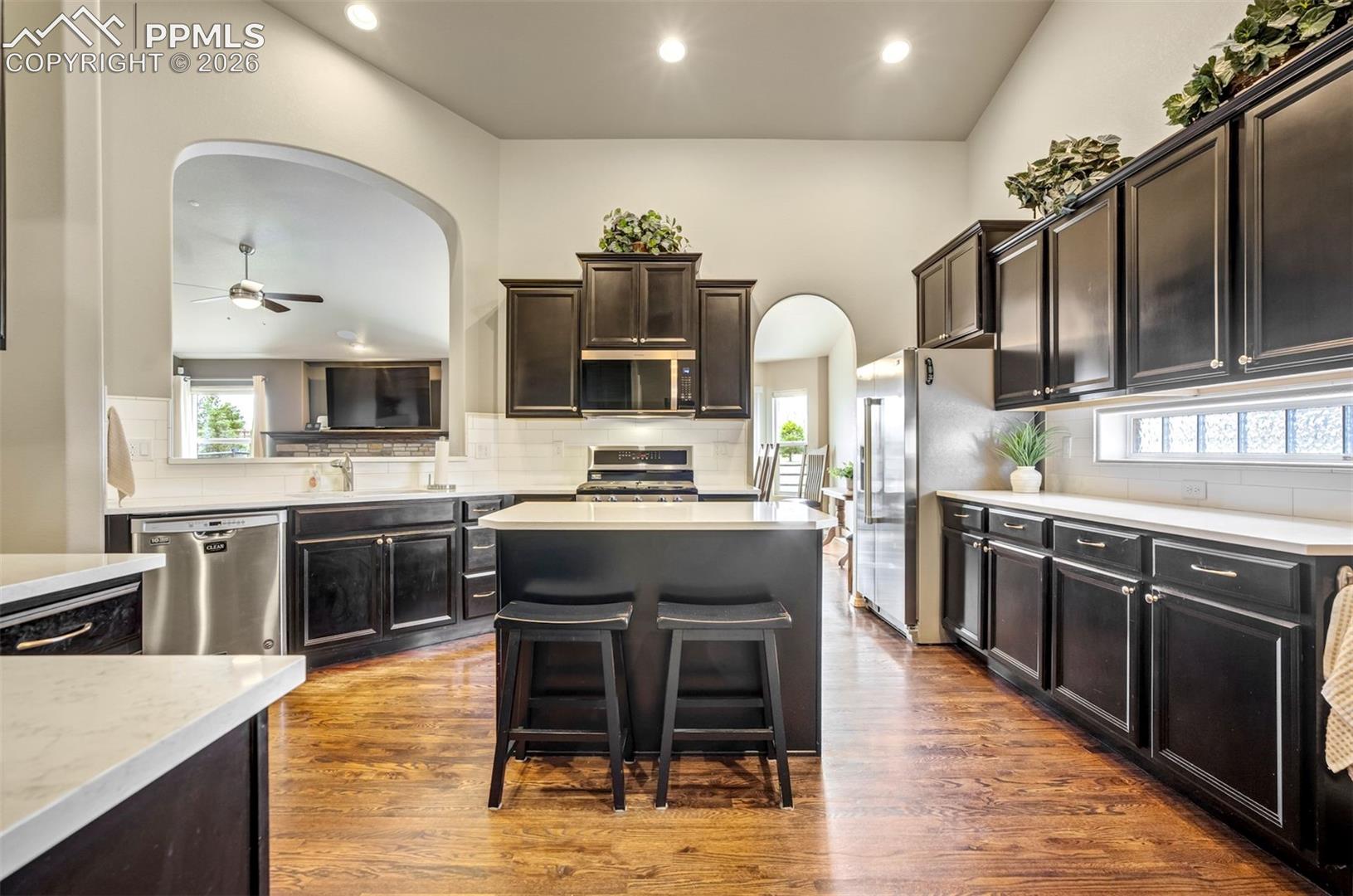 11394 Lobo Peak Drive