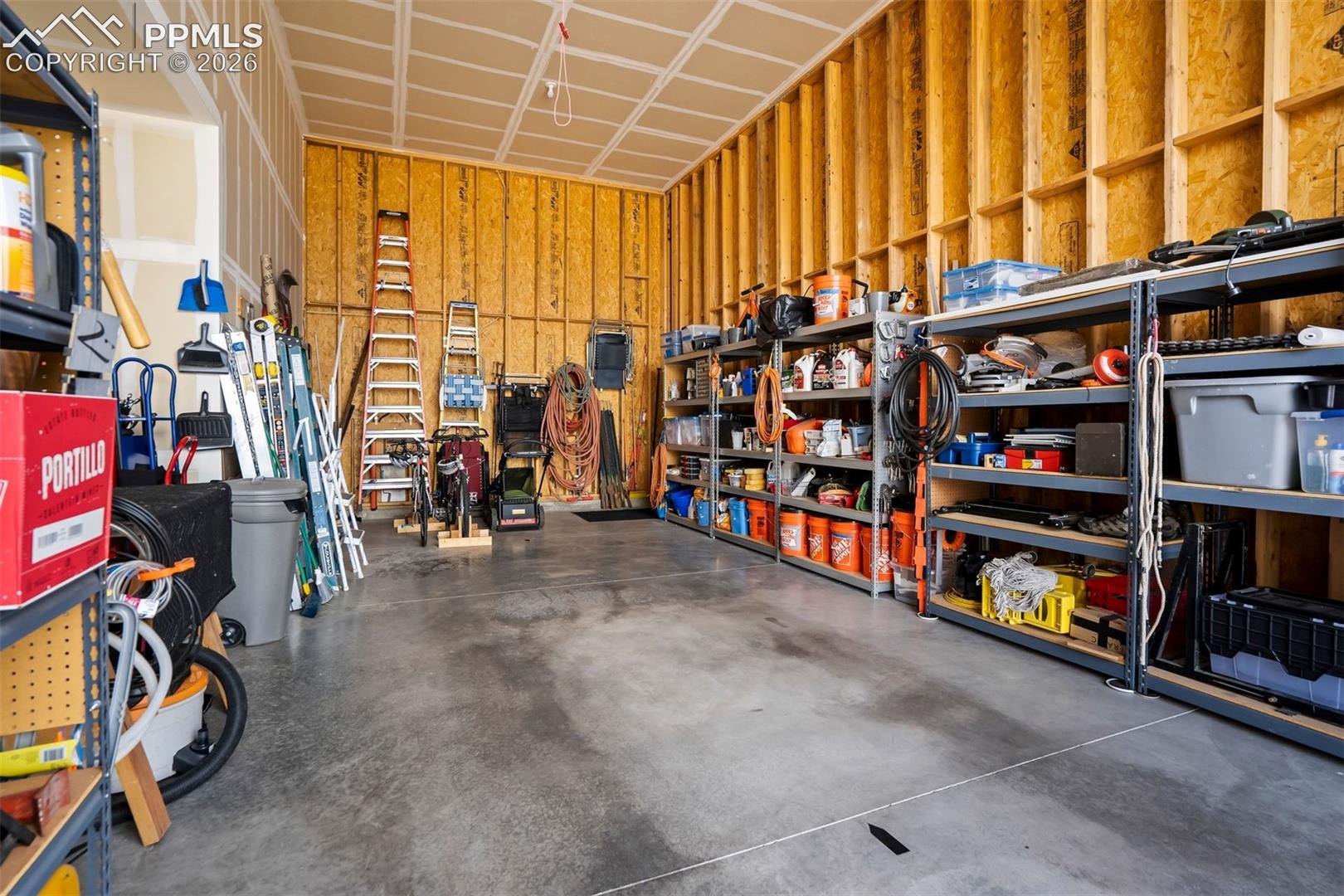 11394 Lobo Peak Drive