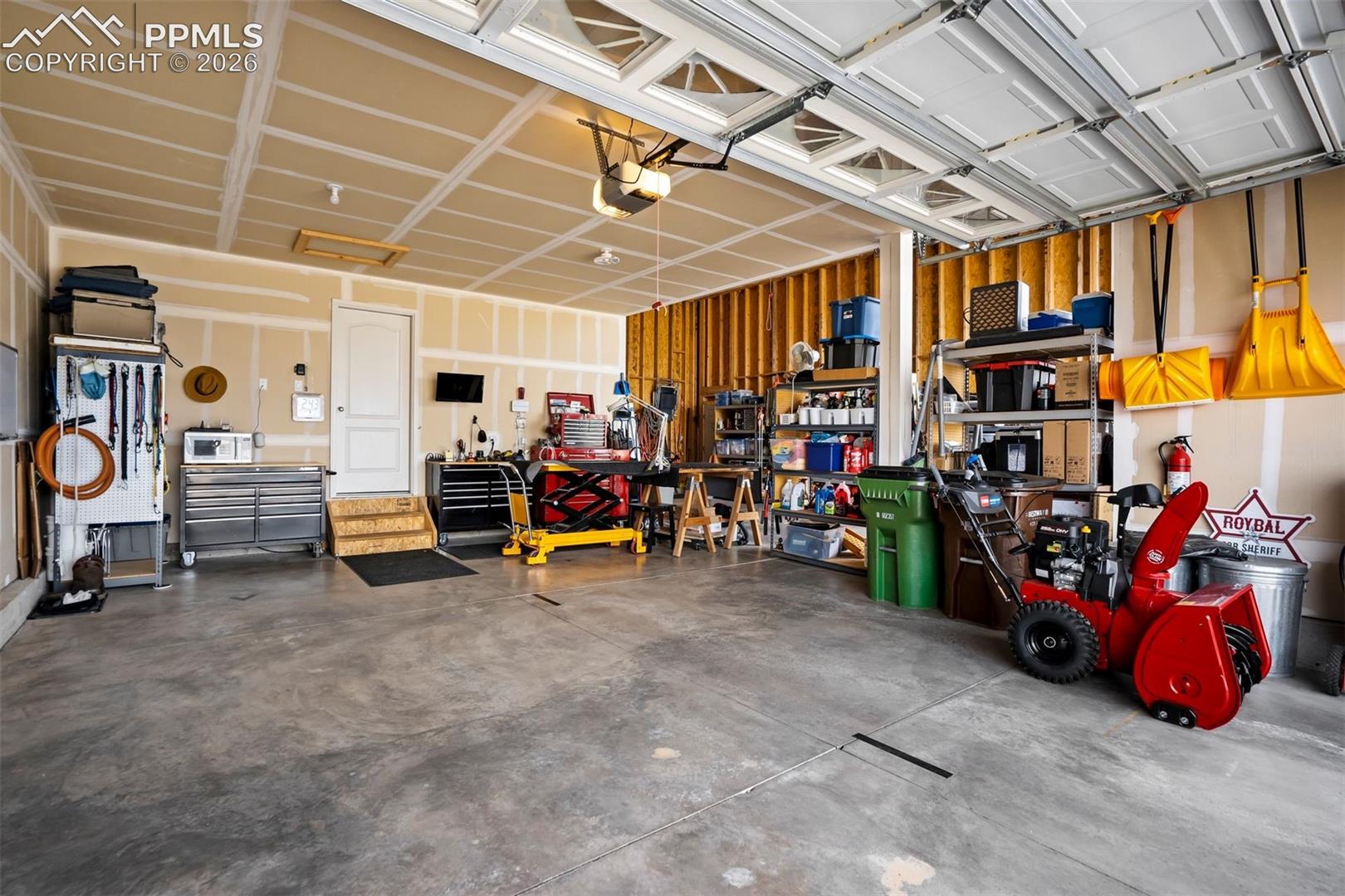 11394 Lobo Peak Drive