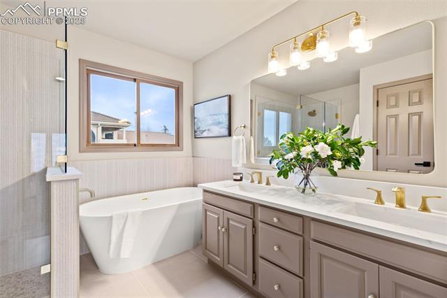 174 Luxury Lane