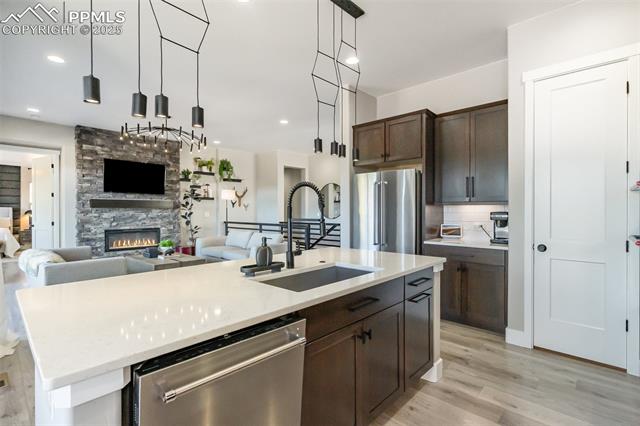 842 Tree Bark Terrace