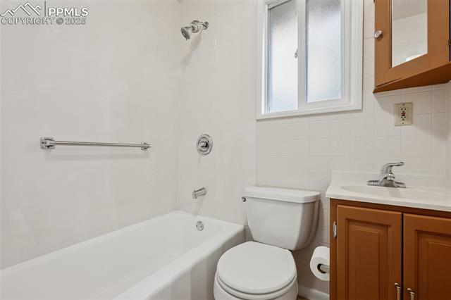 478 El Paso Boulevard