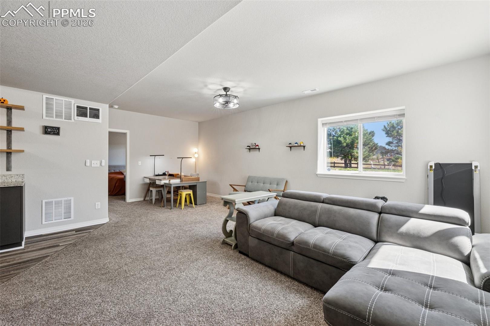 19534 Lindenmere Drive