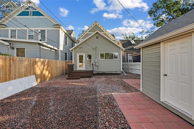 2121 W Pikes Peak Avenue