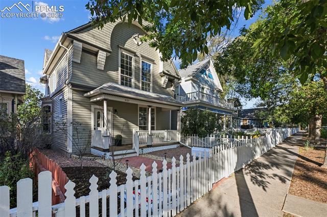 2121 W Pikes Peak Avenue