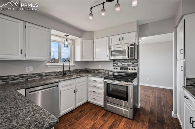 2760 Inspiration Drive