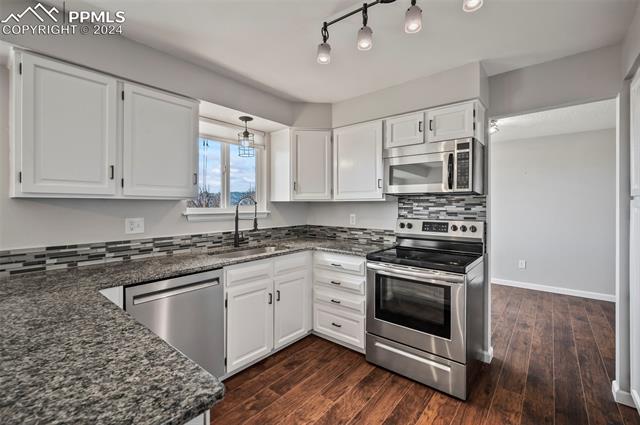 2760 Inspiration Drive