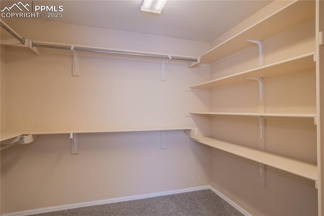 514 S Hahns Peak Avenue