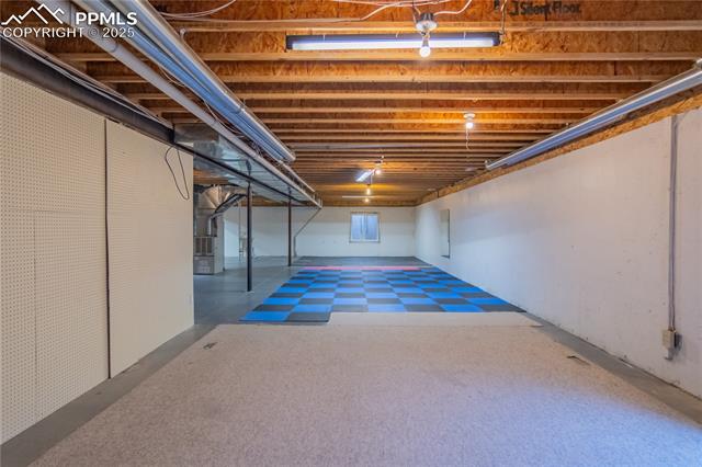 514 S Hahns Peak Avenue