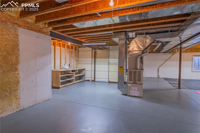 514 S Hahns Peak Avenue