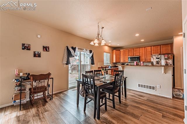 6140 Rocking Chair Lane