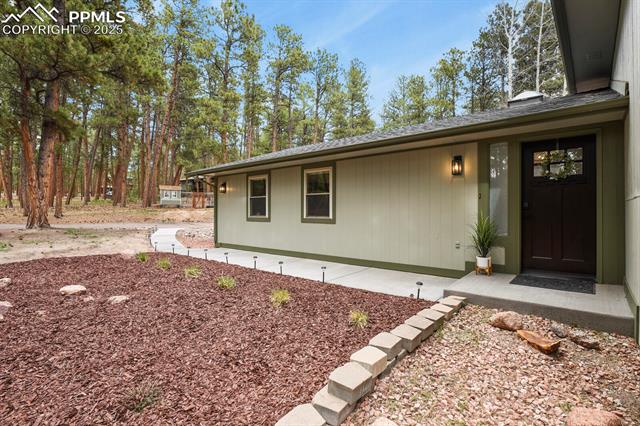 17505 Arrowwood Drive