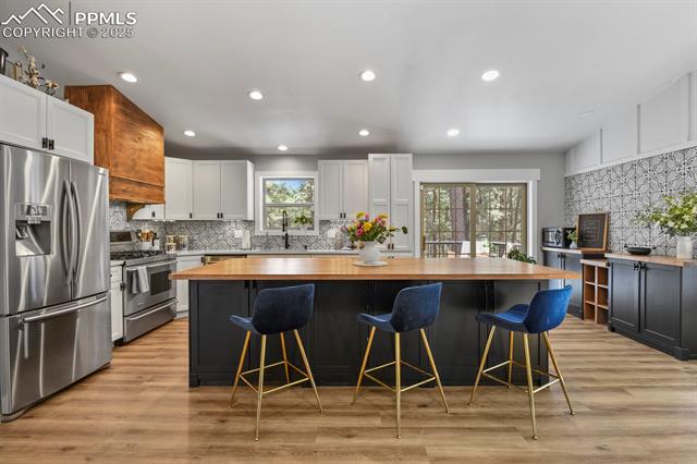 17505 Arrowwood Drive