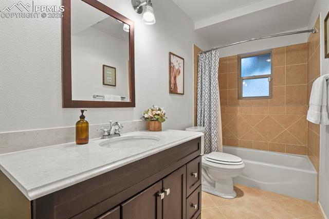 17505 Arrowwood Drive