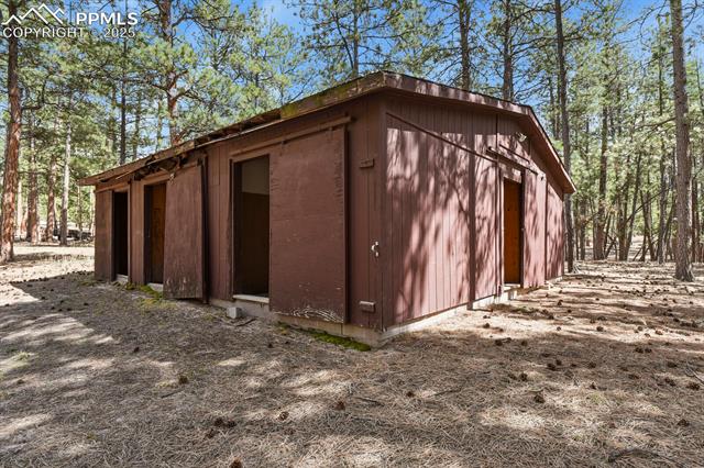 17505 Arrowwood Drive