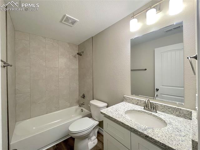 627 Brambleberry Heights