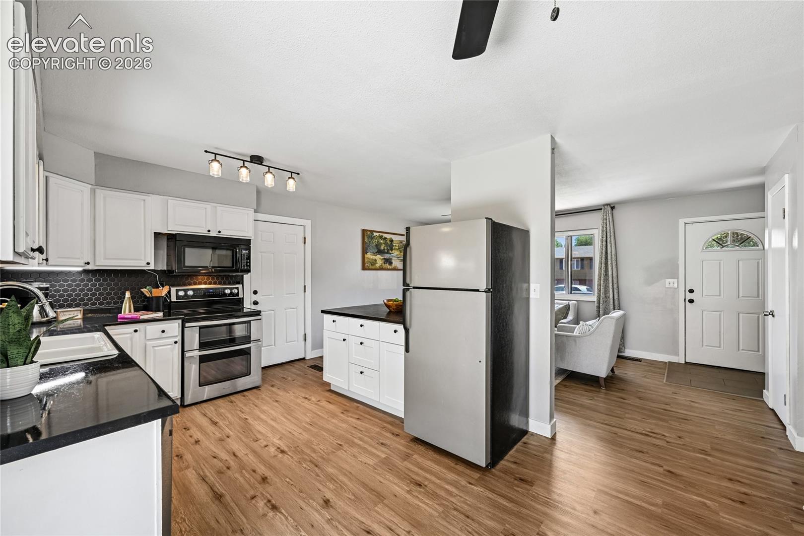 1346 Commanchero Drive
