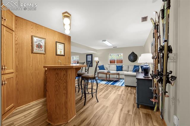 4961 Cliff Point Circle