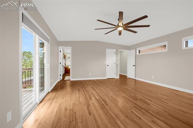 4961 Cliff Point Circle