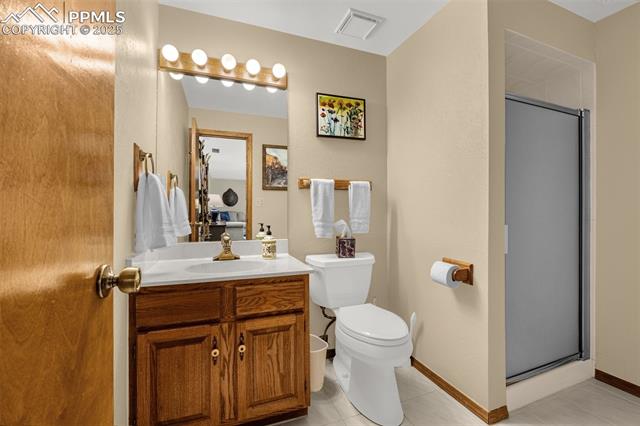 4961 Cliff Point Circle