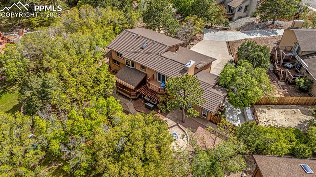 4961 Cliff Point Circle