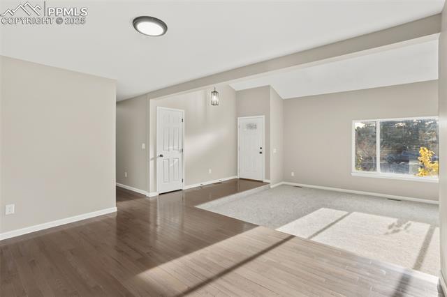 8735 CHAPEL SQUARE Court