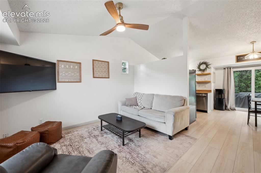 3335 Galleria Terrace