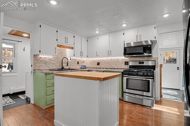 2574 Mount Vernon Street