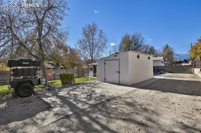 2574 Mount Vernon Street