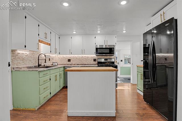 2574 Mount Vernon Street