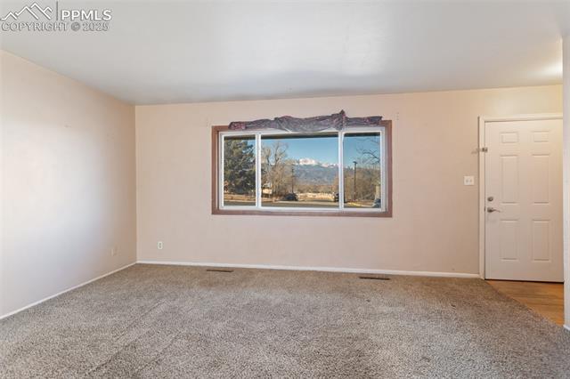 1421 N Circle Drive