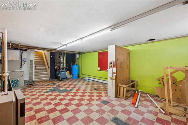 2204 N Cascade Avenue